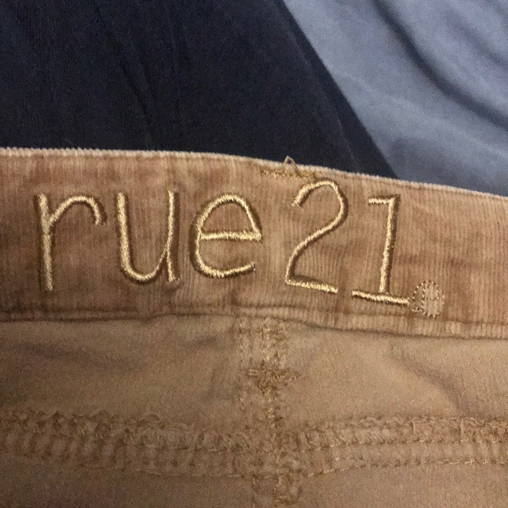Corduroy - Picture 3 of 4
